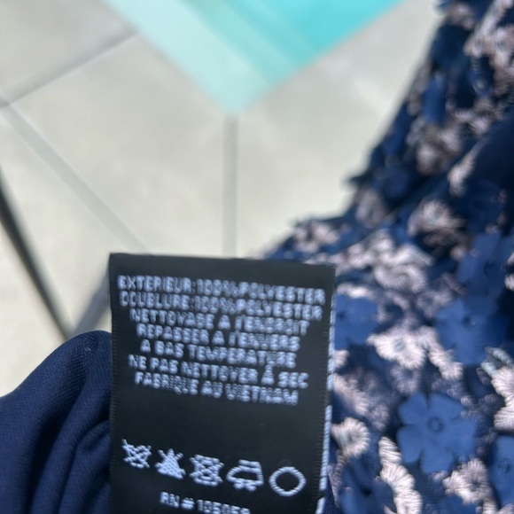 Xscape Evenings Xscape 3D Floral V Neck Gown Wedding Guest Formal Evening Gown - Picture 12 of 12